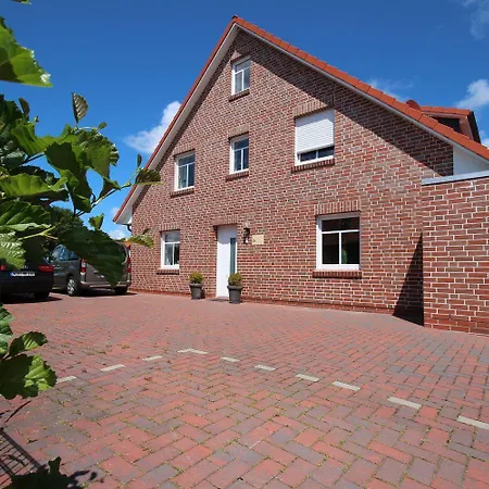 Haus-am-see-kolkstr-1-og-rechts شقة